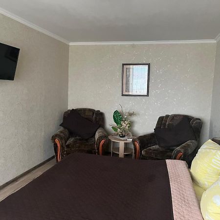 Apartment On Artyleriiska 2 With River View Mykolaiv Exterior photo