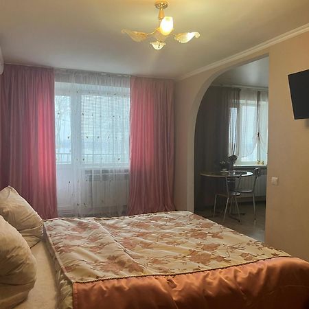 Apartment On Artyleriiska 2 With River View Mykolaiv Exterior photo